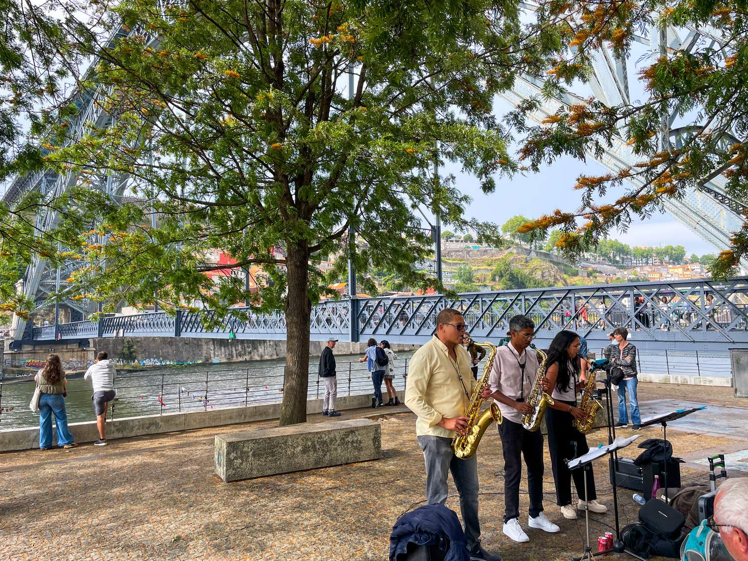 The best things to do in Porto - Crossing Ponte de Dom Luís I to Vila Nova de Gaia