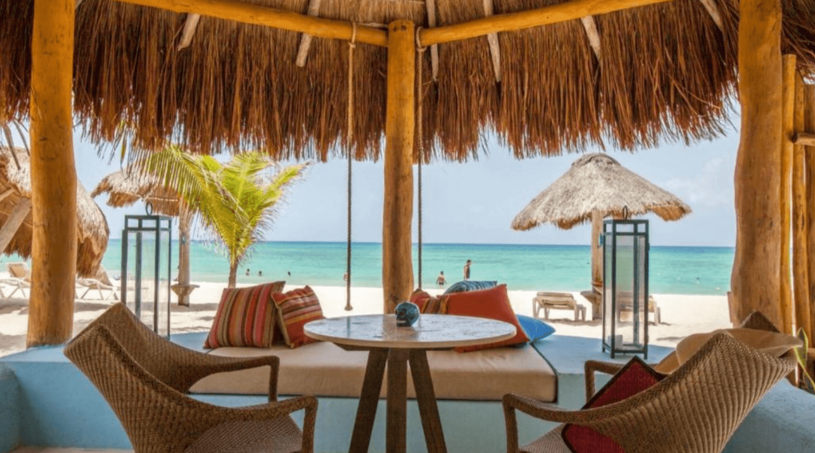 The best boutique hotels in Playa del Carmen - Mahekal Beach Resort palapa